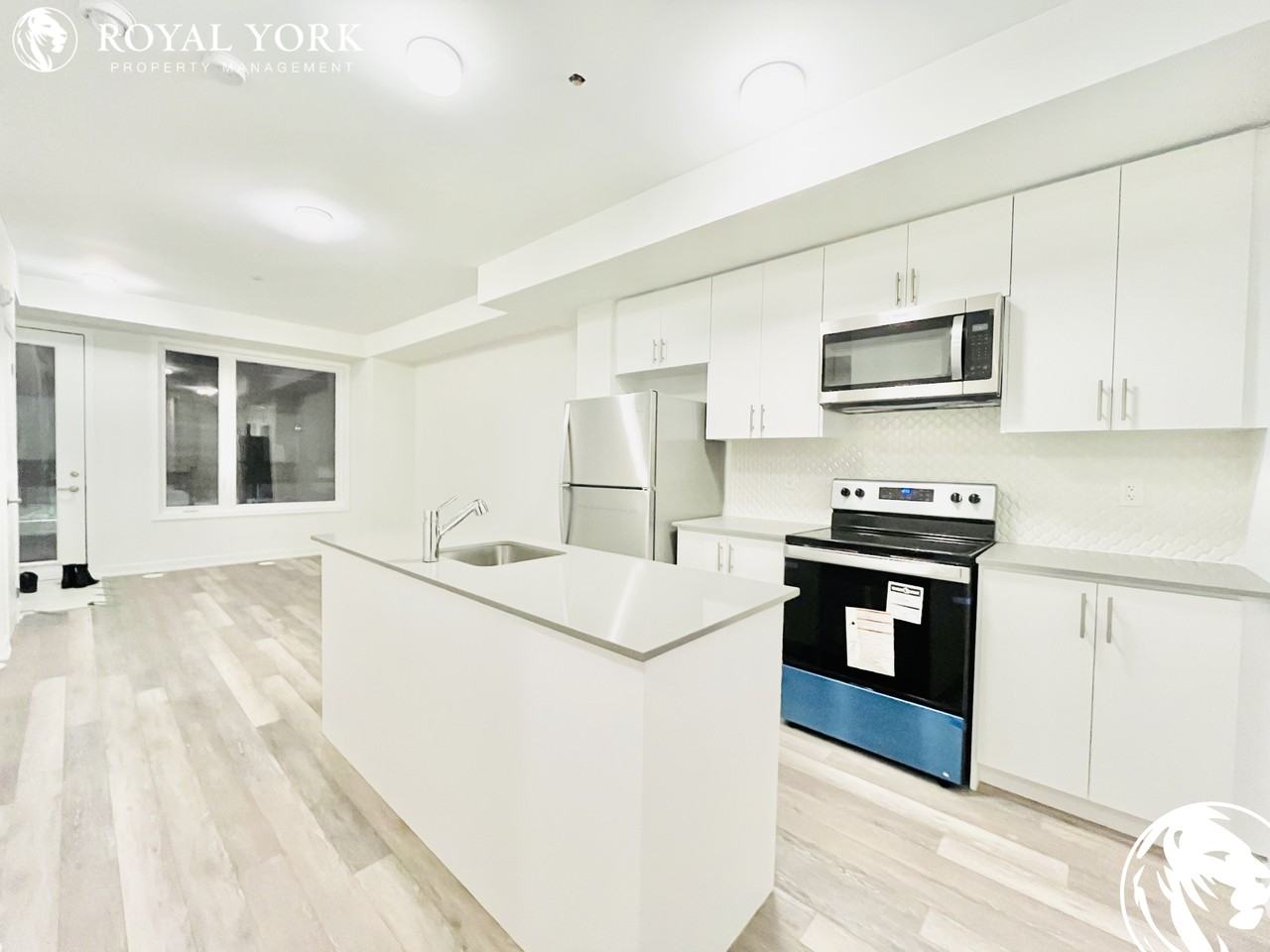 3425 Ridgeway Dr - Photo 3 of 41