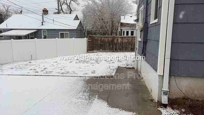 1914 E Sunnyside Ave - Photo 2 of 14