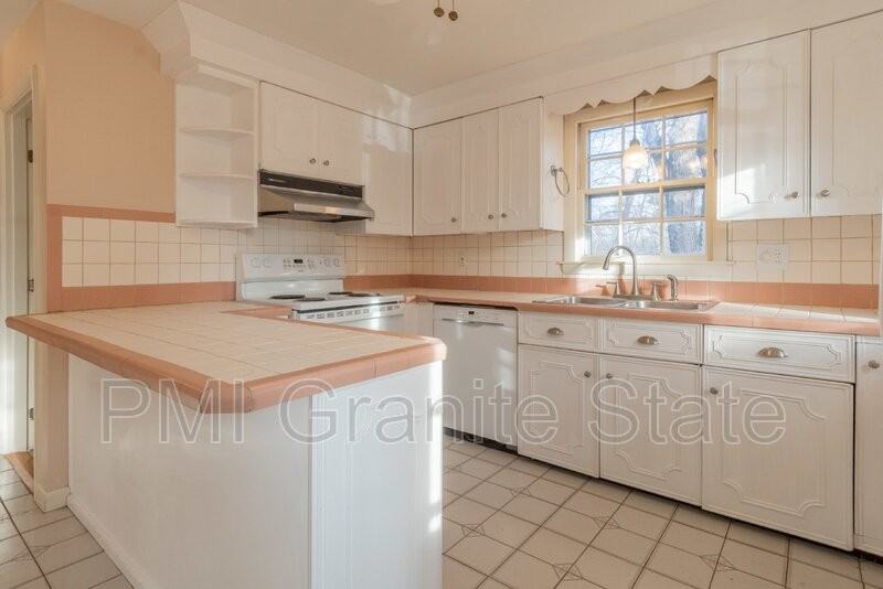 17 Edson St - Photo 2 of 18