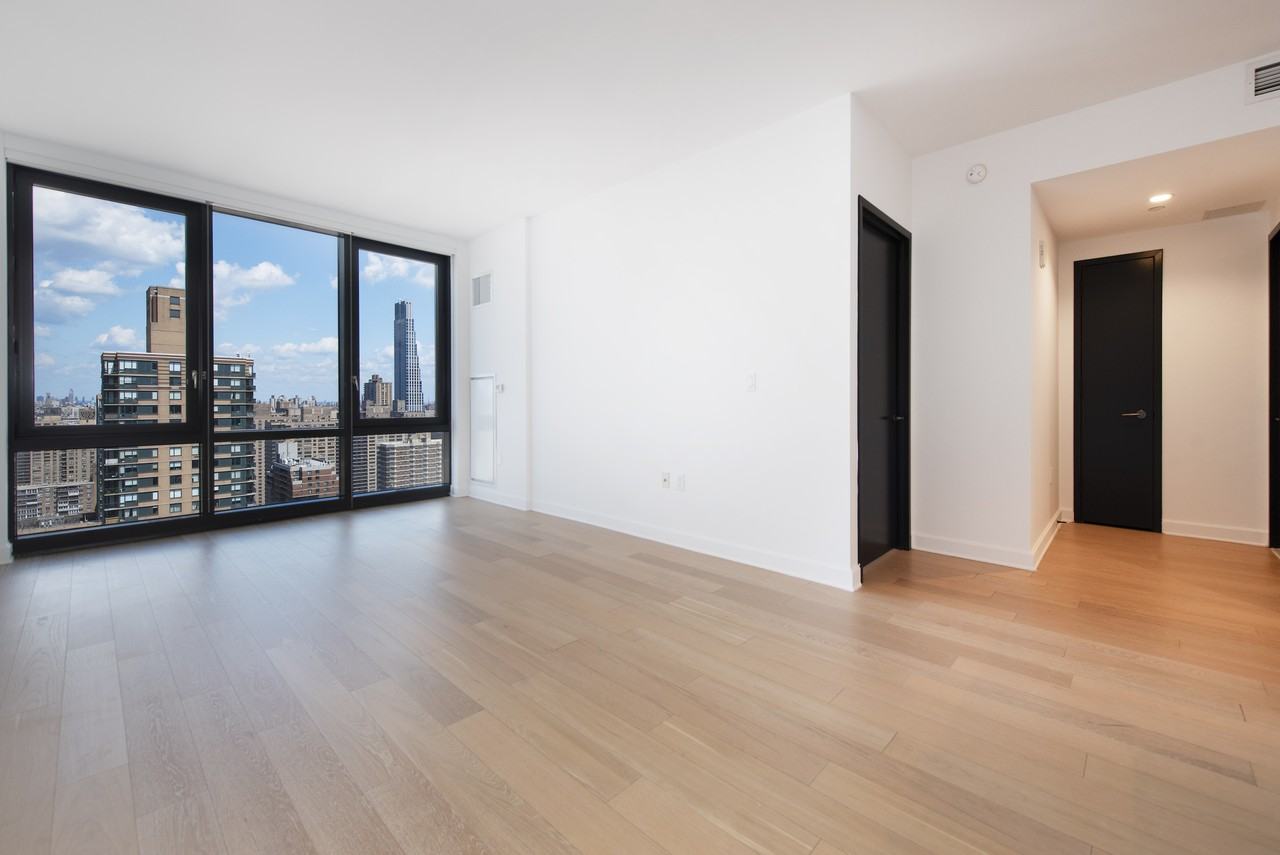 W End Ave 2713, New York, NY 10023 1 Bedroom Apartment for 5,280