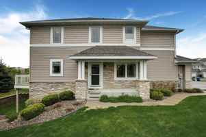 featured image of 5128 Yuma Ln N #1