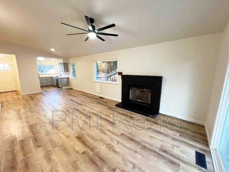 5141 Canyon Run Dr - Photo 2 of 19