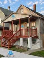 5007 Magoun Ave  