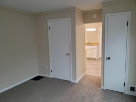 featured image of 17 N Summit St #1