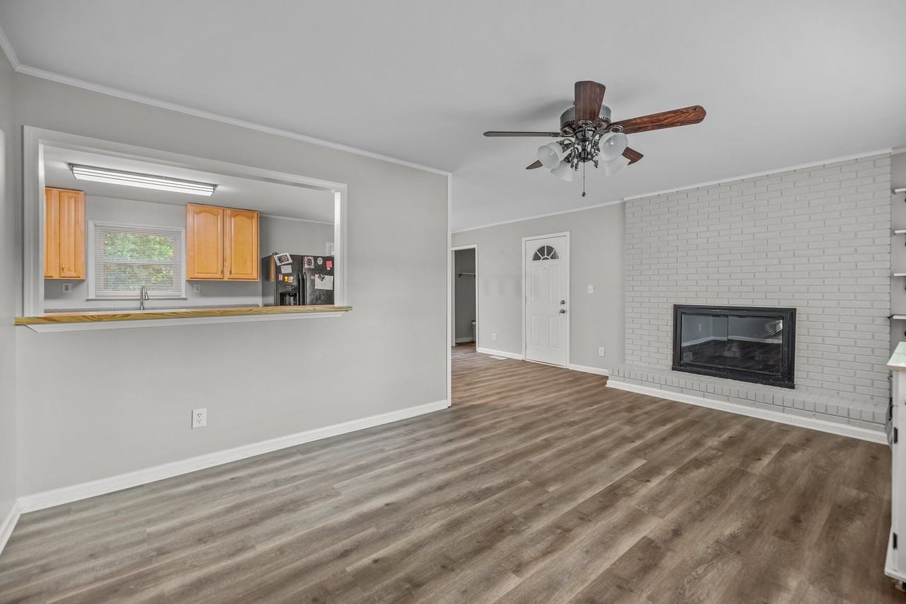 4800 Maplecrest Dr #1 - Photo 2 of 29