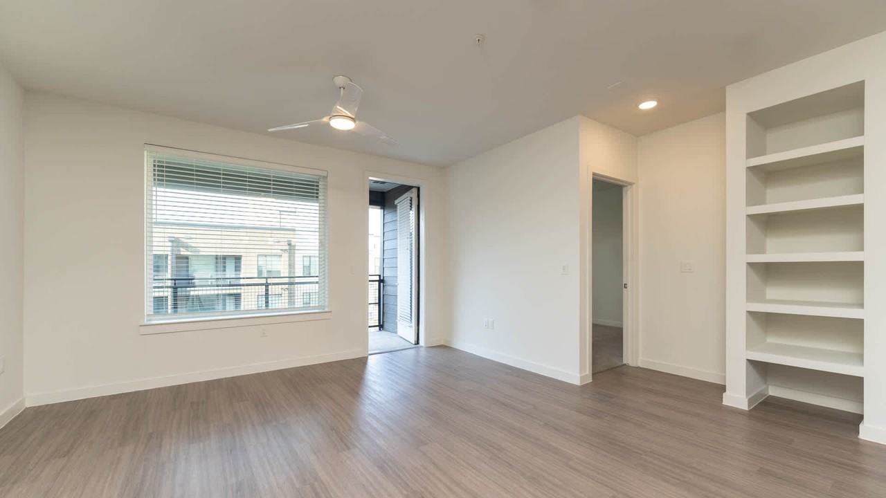 Westerly - Photo 6 of 50