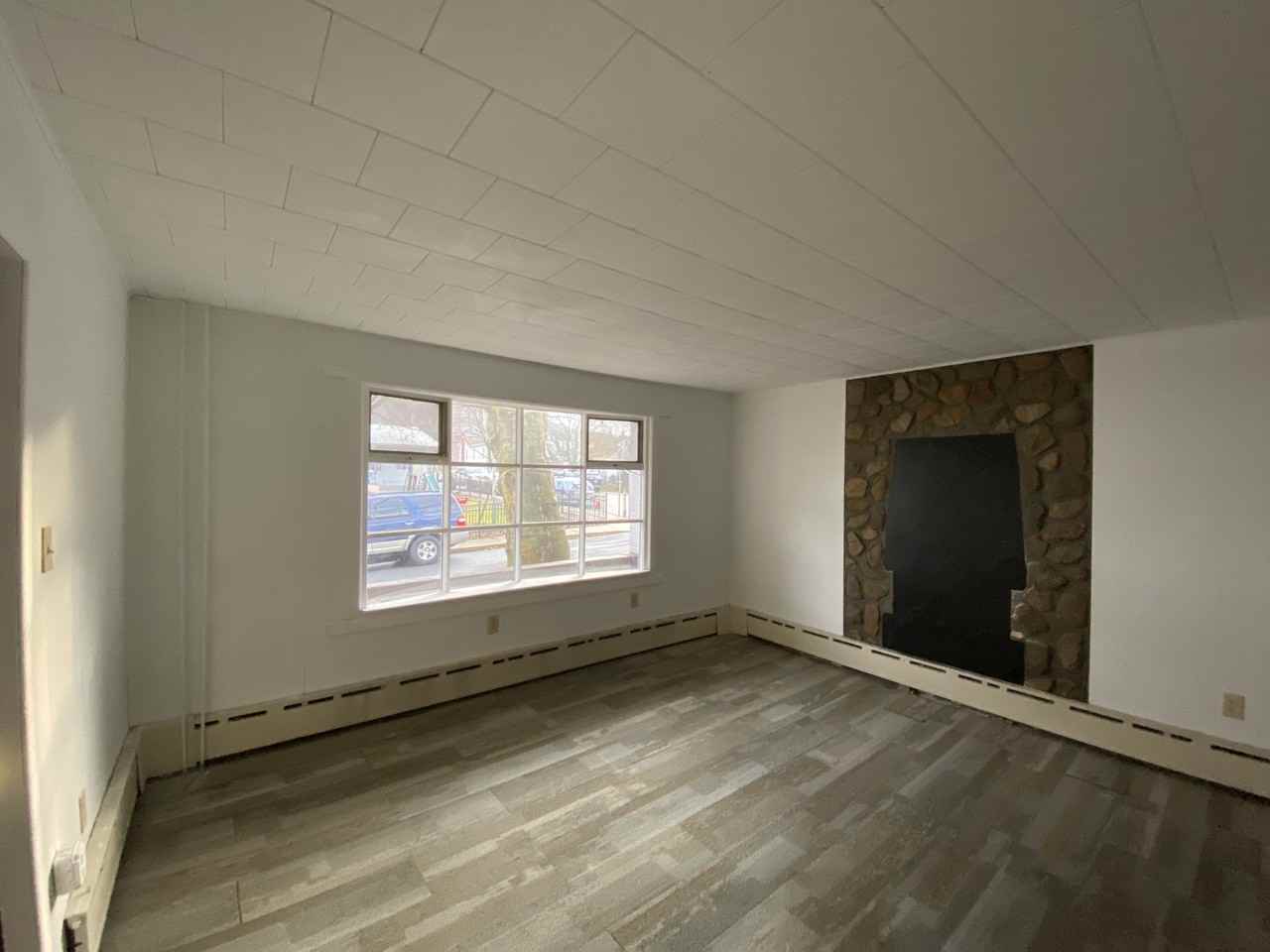 142 Center Ave #2 - Photo 3 of 6