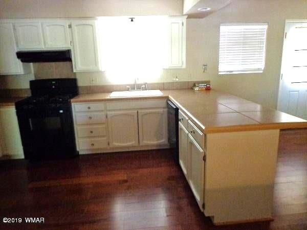 601 S 7th Ave #1 - Photo 5 of 19