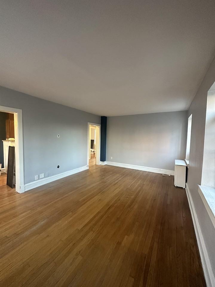 1212 Delaware Avenue #D6 - Photo 2 of 12