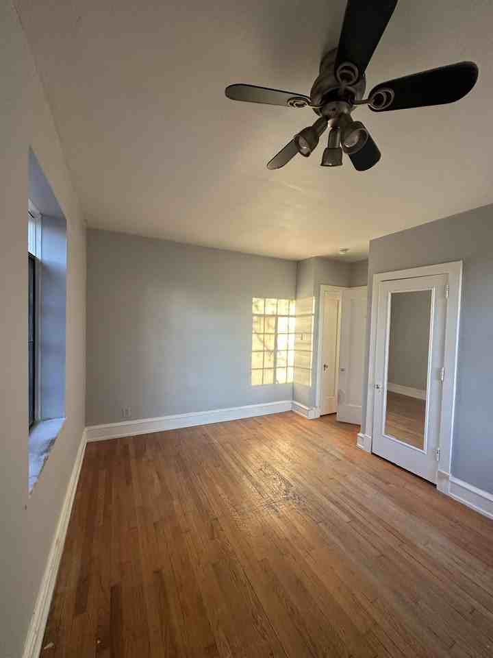 1212 Delaware Avenue #D6 - Photo 6 of 12