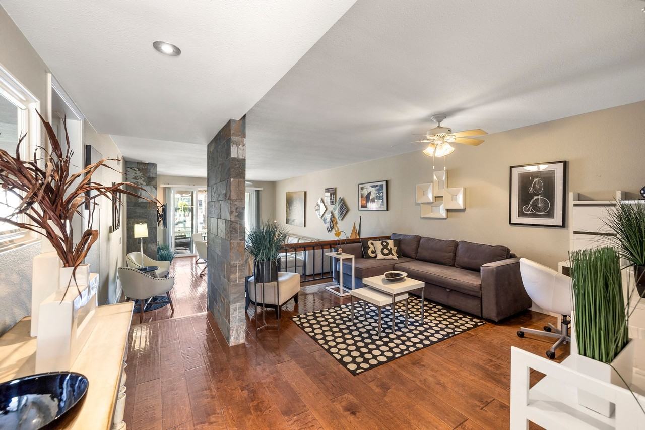 69 Kingston Court West #1 - Photo 5 of 43