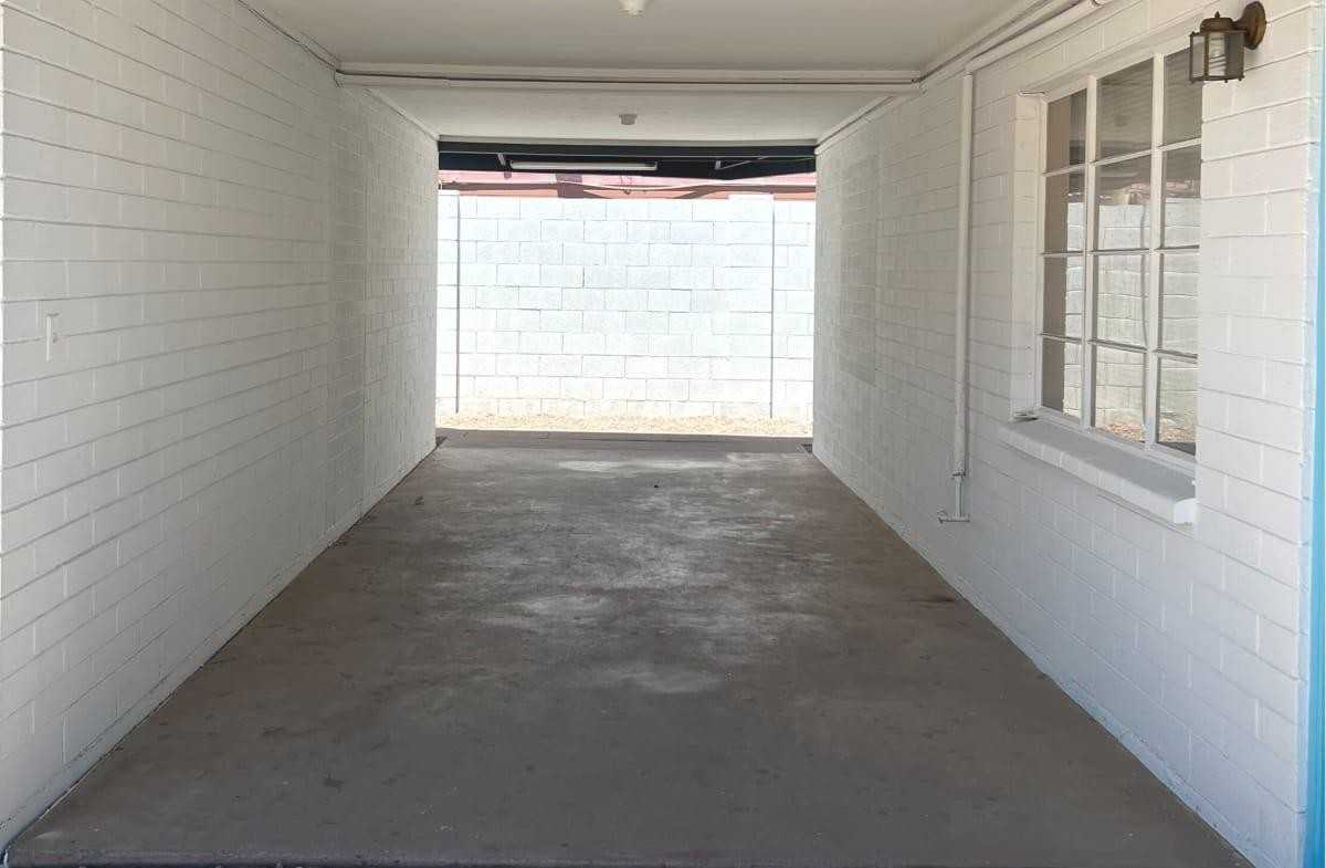 4815 North 15th Avenue - Photo 4 of 7