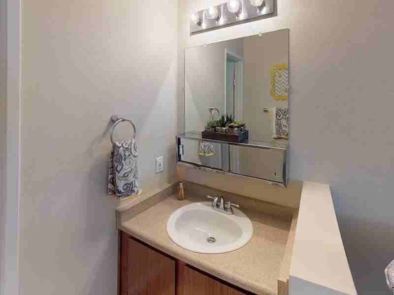 4815 Garden Ranch Dr - Photo 3 of 34