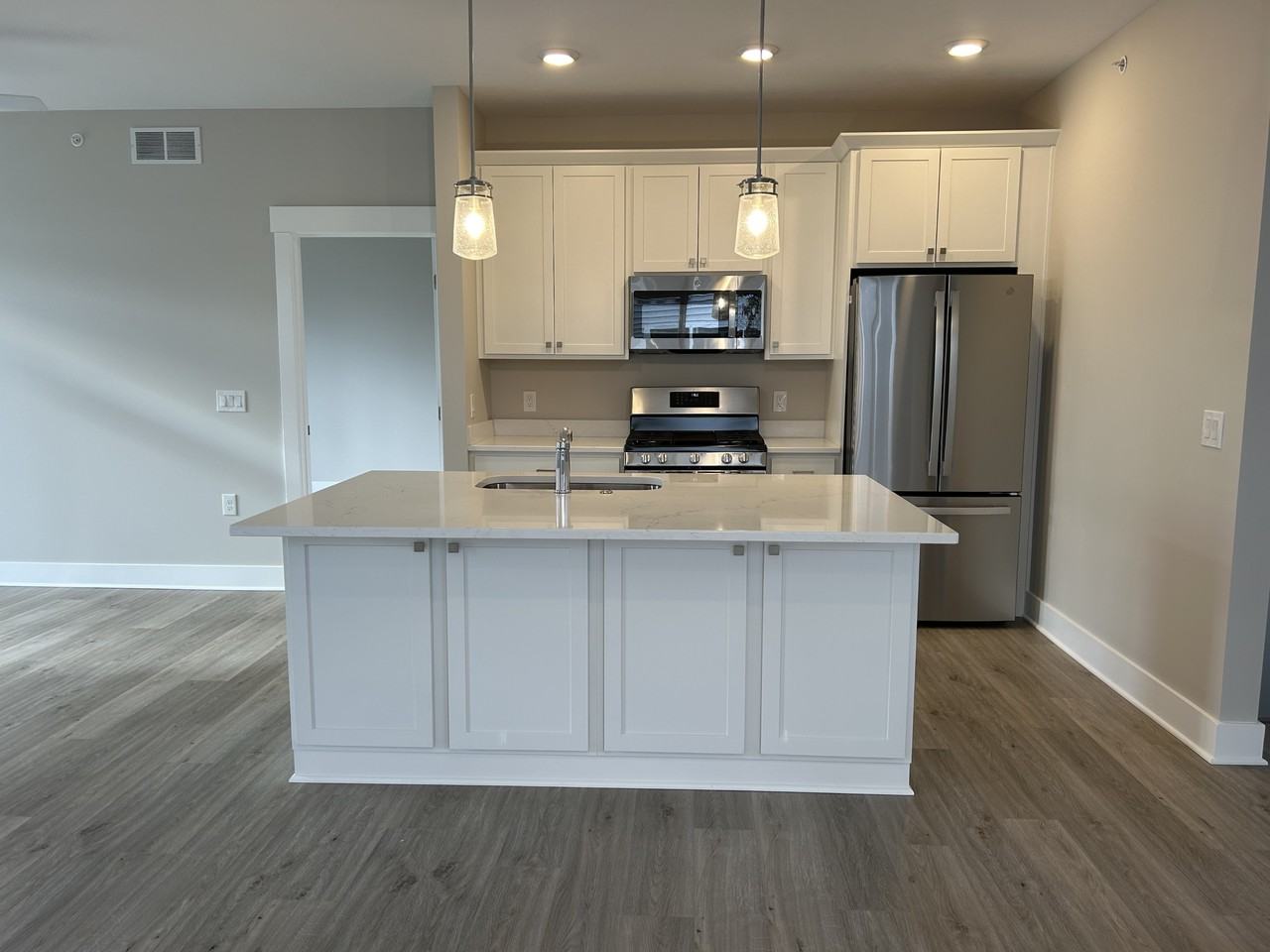 2344 Watertown Way - Photo 2 of 10