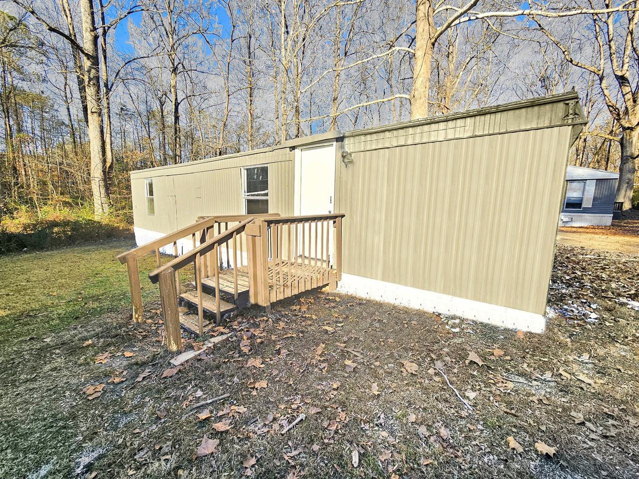 412 Mcelhaney Rd
