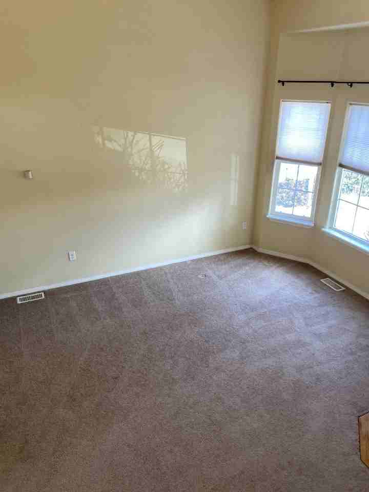 4898 Desert Varnish Dr - Photo 3 of 21