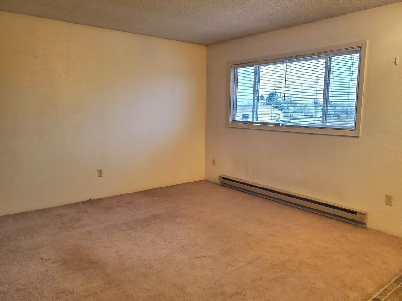 179 Rosewood Dr - Photo 5 of 6