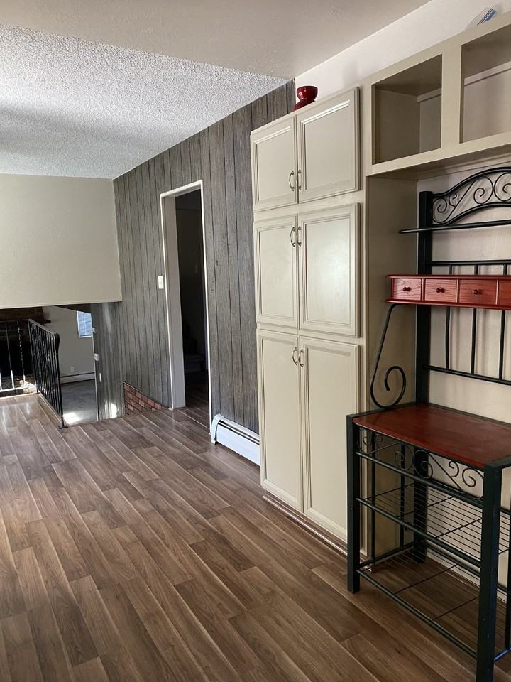 3705 Hartsock Ln - Photo 5 of 31