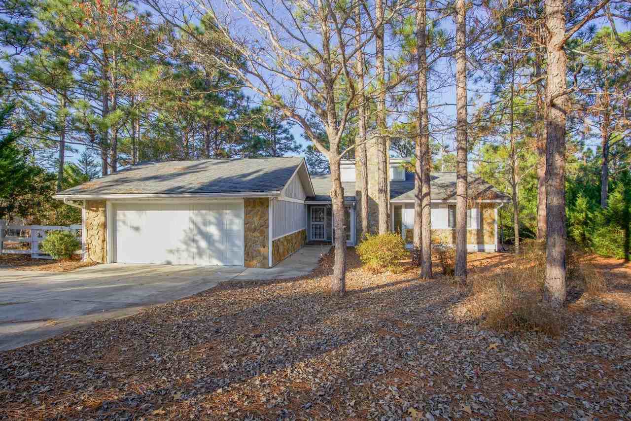17 Coldstream Ln - Photo 2 of 50