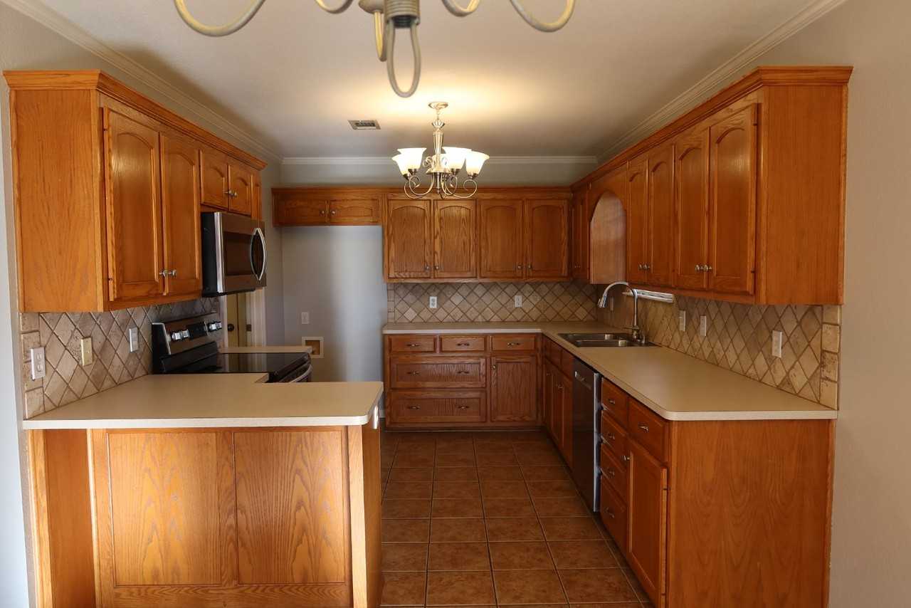 10600 Whitney Trace Drive - Photo 2 of 26