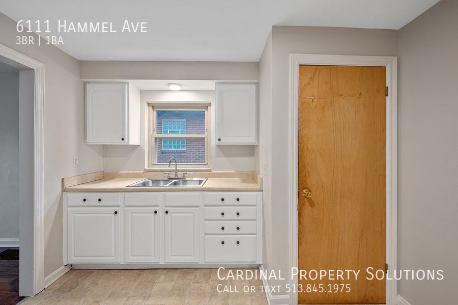 6111 Hammel Ave - Photo 3 of 30