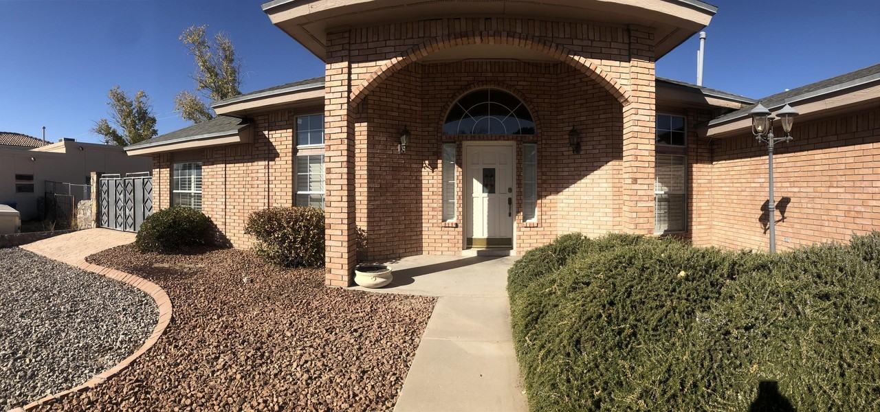 556 Pinar Del Rio Dr #1 - Photo 3 of 21