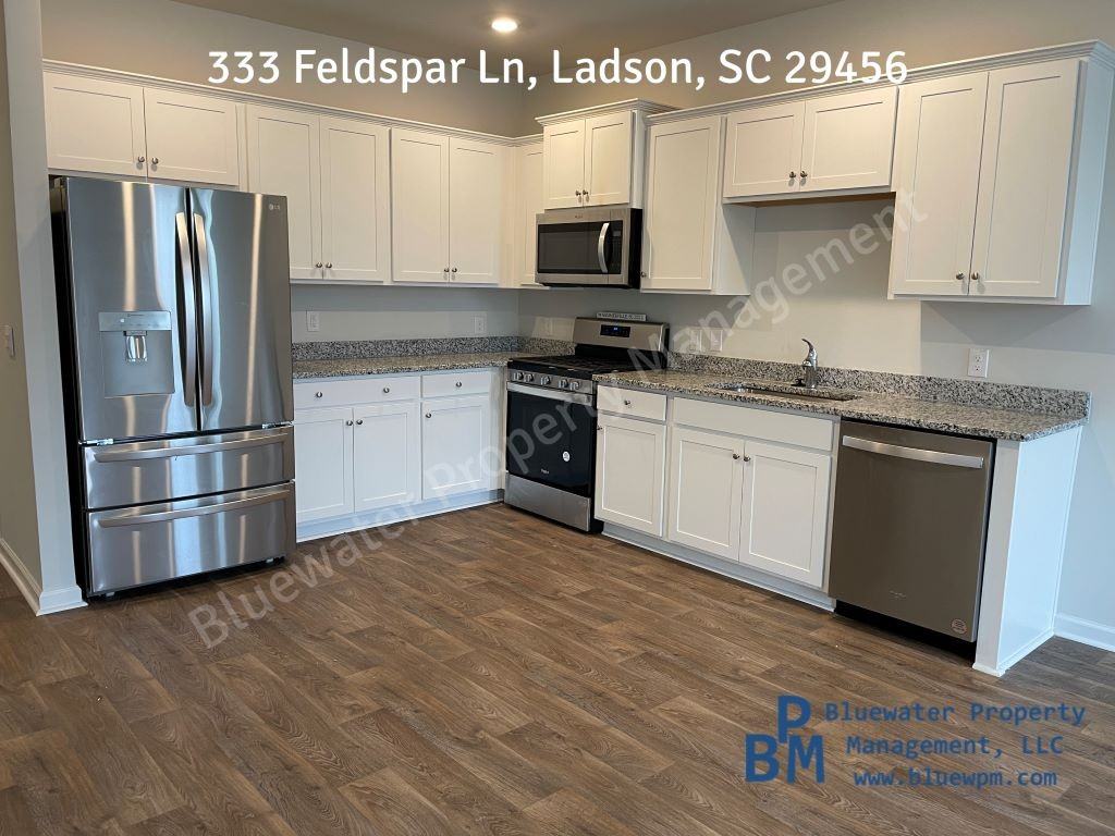 333 Feldspar Ln #1 - Photo 2 of 12