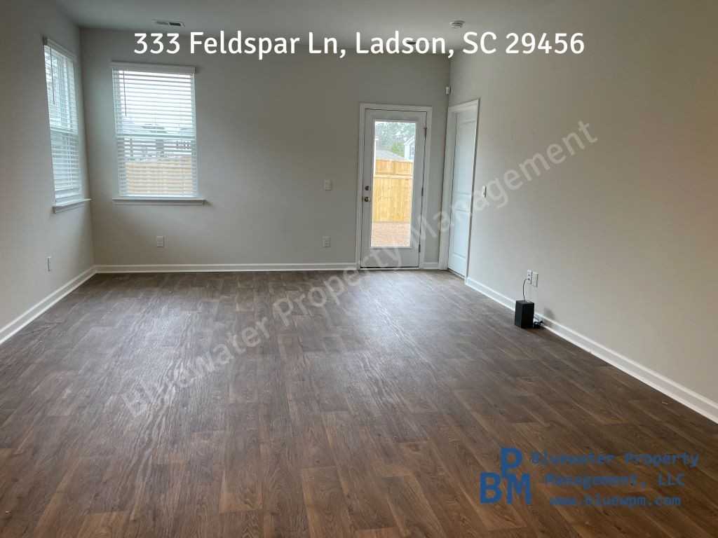333 Feldspar Ln #1 - Photo 4 of 12