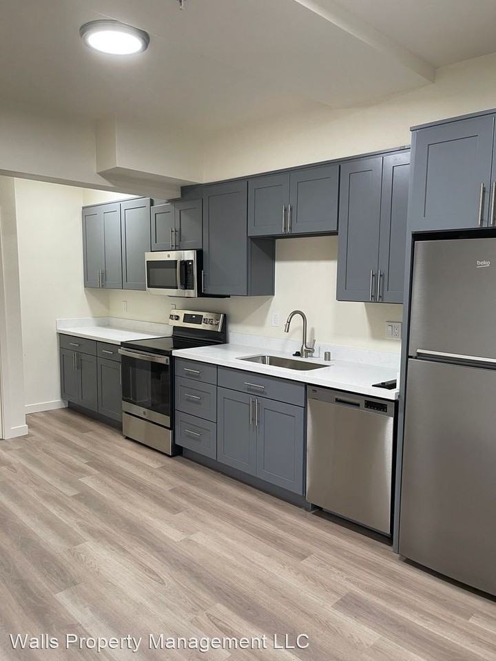 2525 Minor Ave E - Photo 2 of 50