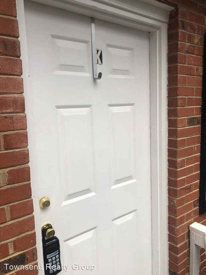 630 Eastview Court - Photo 3 of 3