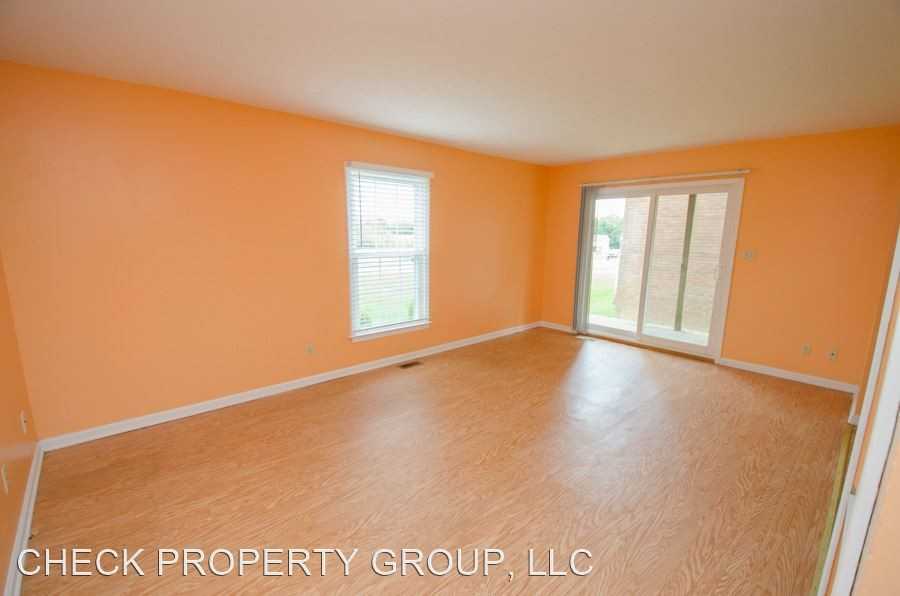 323-329 Midland Boulevard 4-Plex - Photo 3 of 31