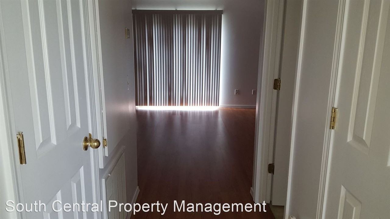 Olivia/Lauderdale - Photo 2 of 4