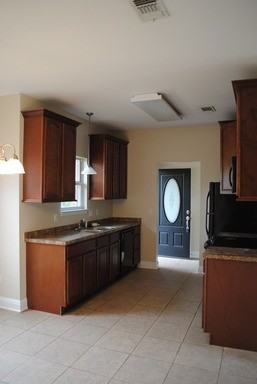 21519 W Edgewood Dr - Photo 2 of 8