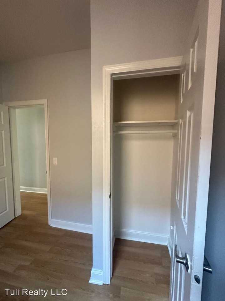 155 60th Street - Photo 3 of 8