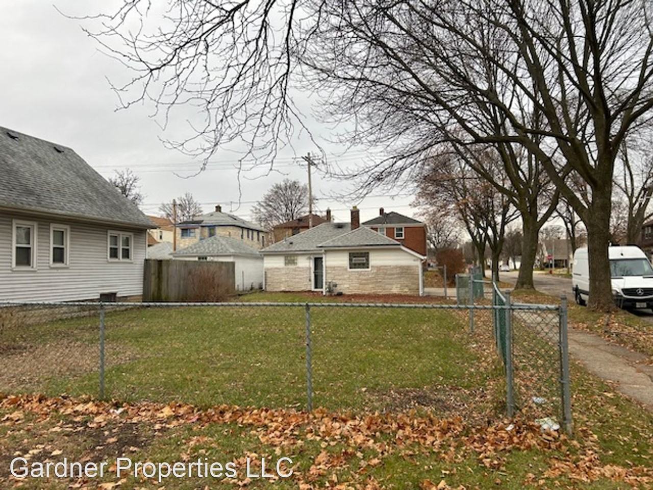 3637 N 50th St - Photo 3 of 15