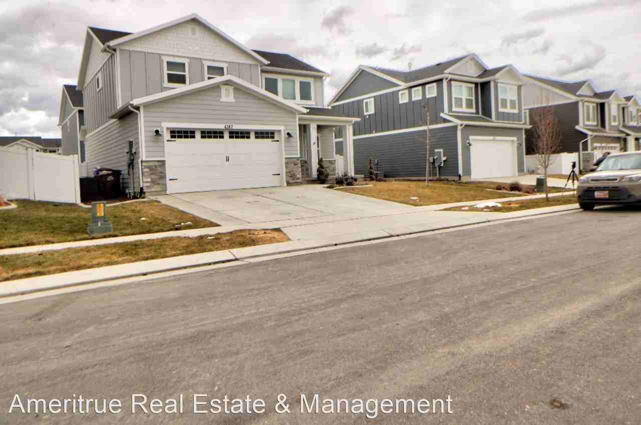 4367 E Golden Oak Ln - Photo 3 of 33