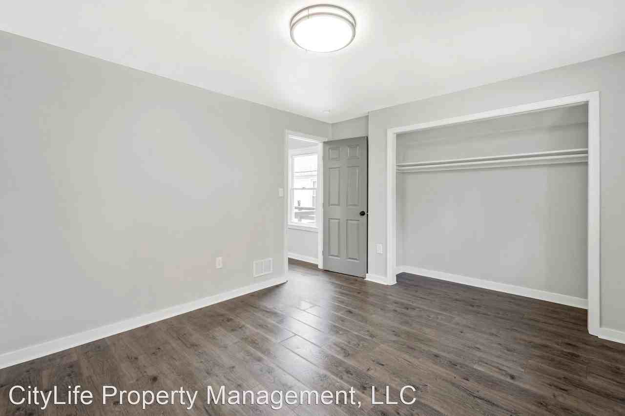 246 Cedar St - Photo 3 of 18