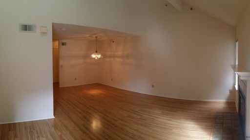 1920 Jameston Ln - Photo 3 of 11