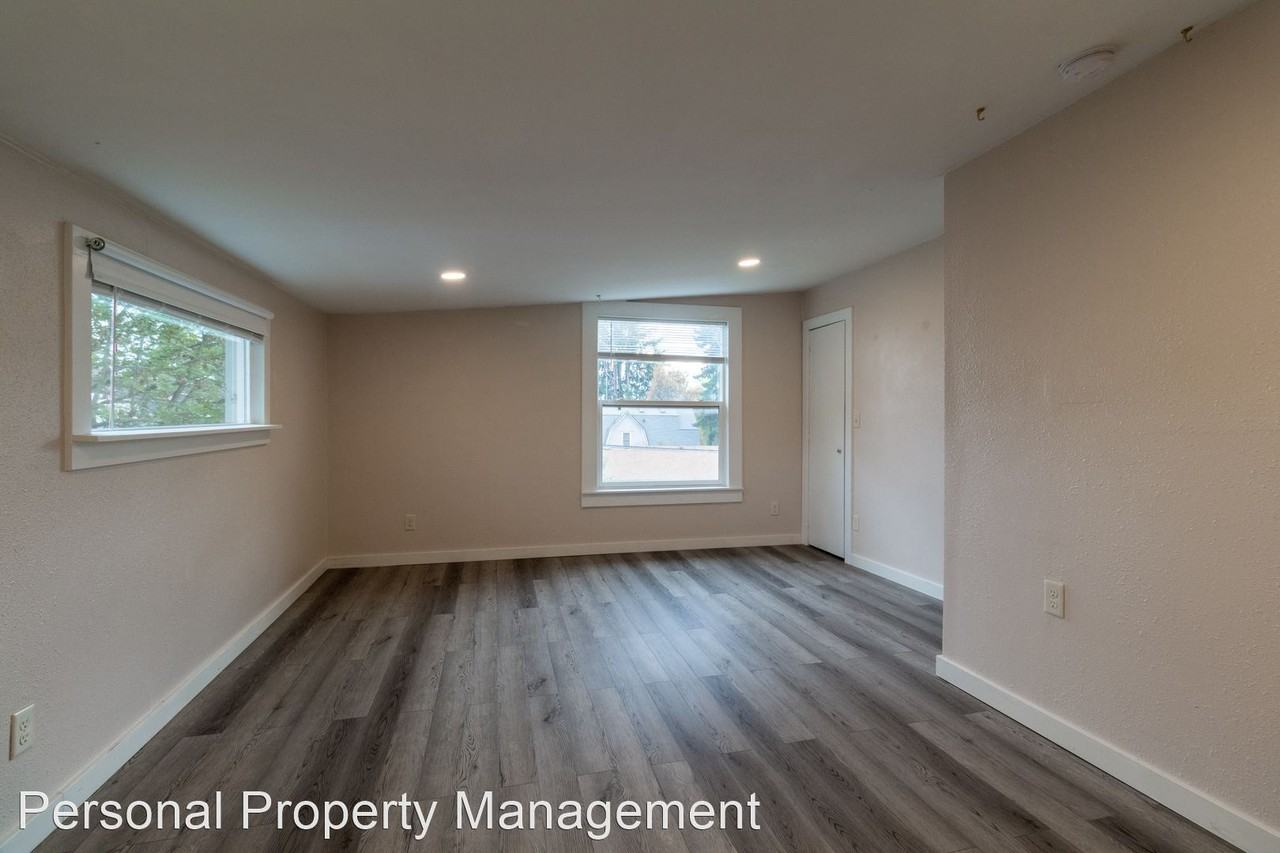 112 W 21st ST - Photo 2 of 5