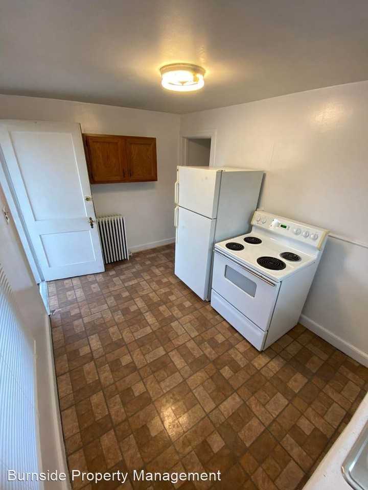 122-124 East Avenue - Photo 2 of 12