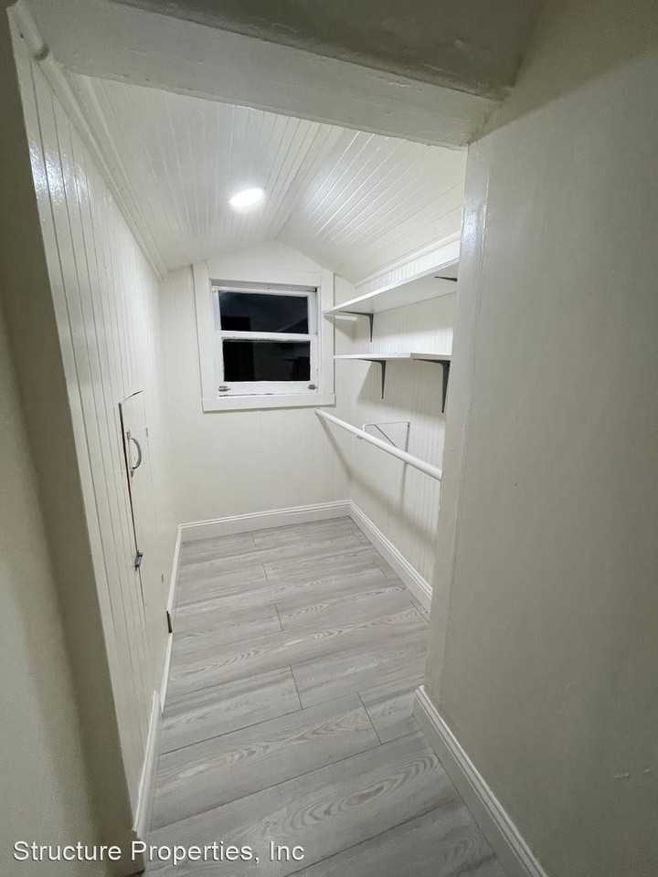 272 9th Avenue - Photo 2 of 20