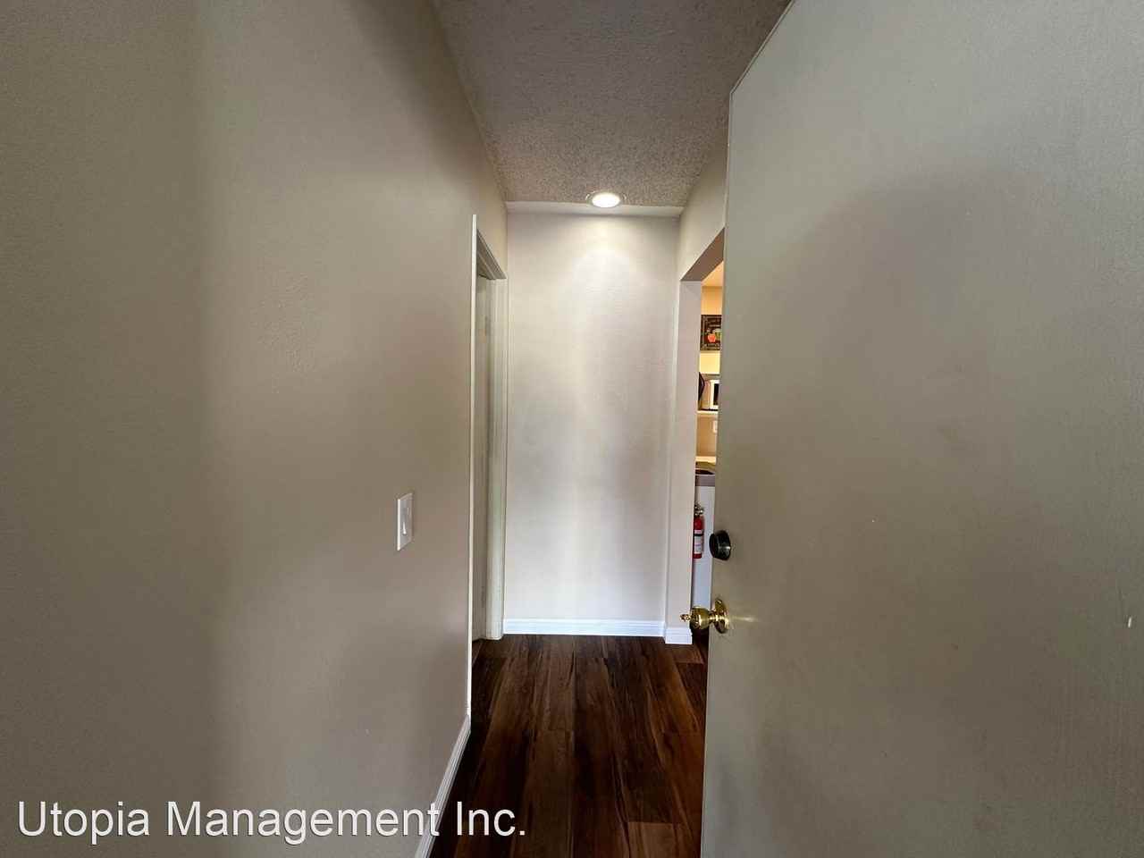 2414 Reindeer Ln - Photo 3 of 14