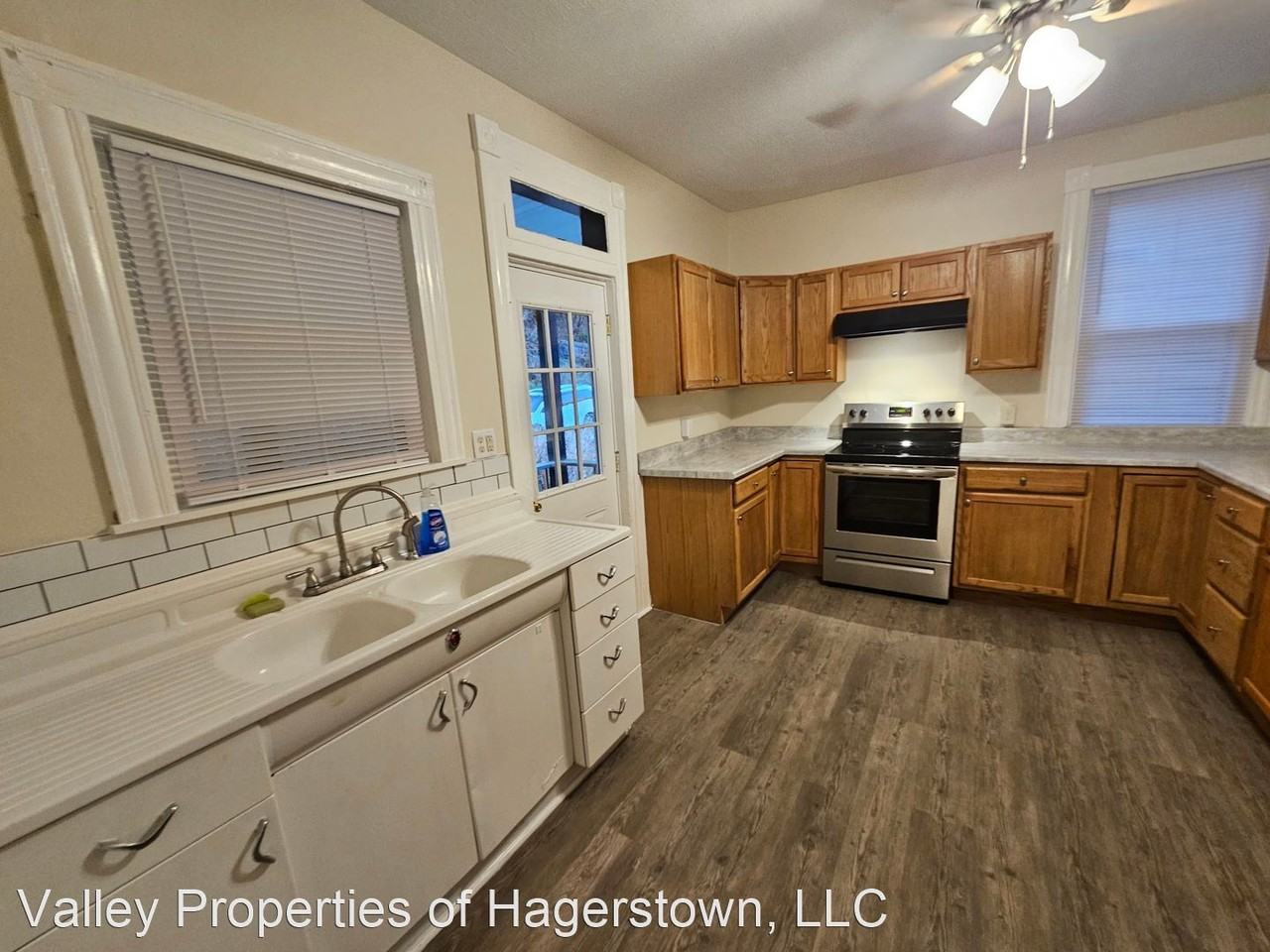 418-420 Goethe St - Photo 2 of 27