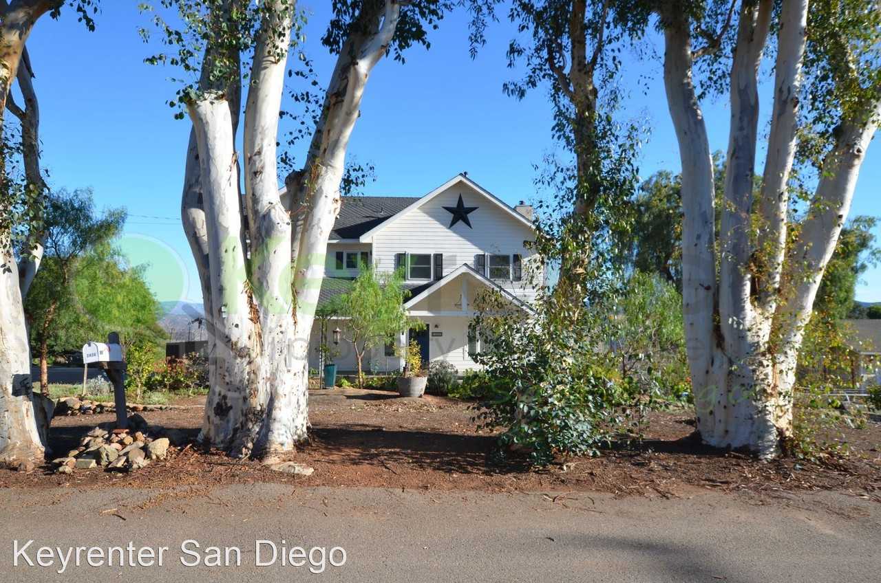 2426 Eucalyptus Dr - Photo 2 of 27