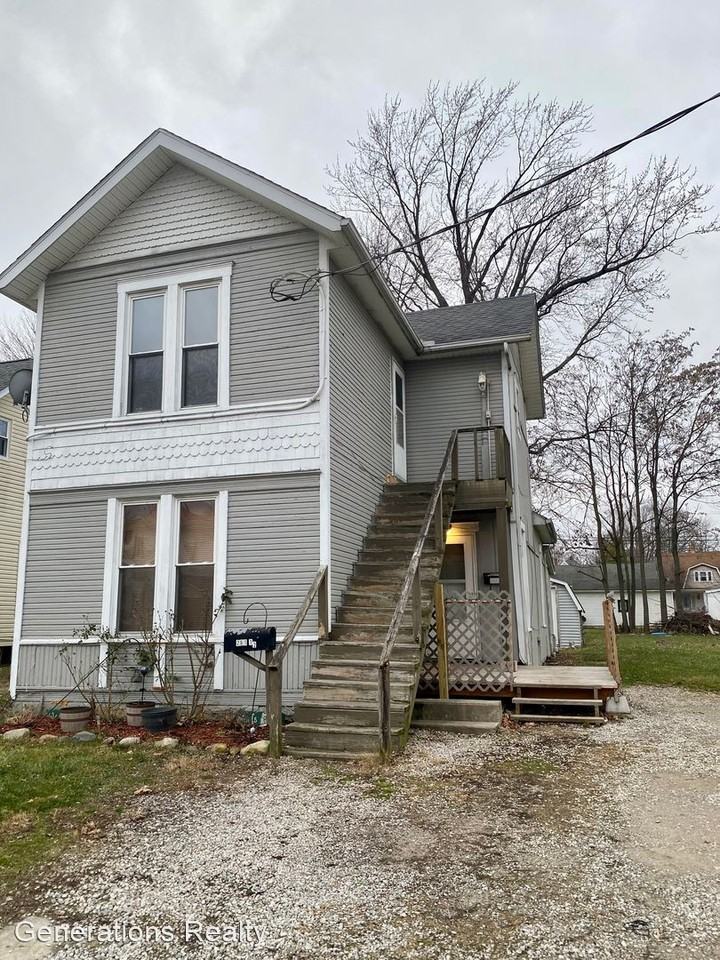 261 Elm St - Photo 2 of 8