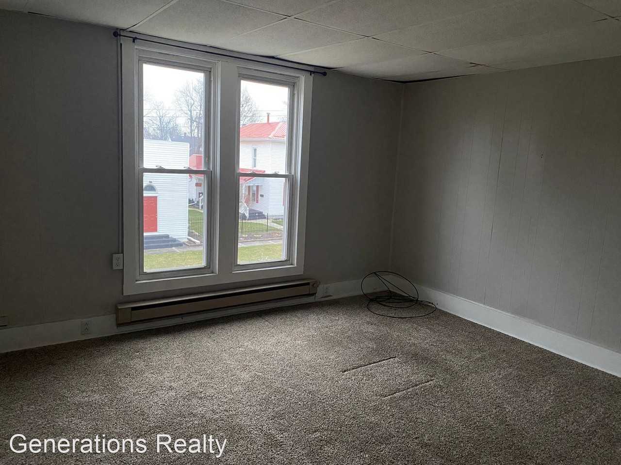 261 Elm St - Photo 3 of 8