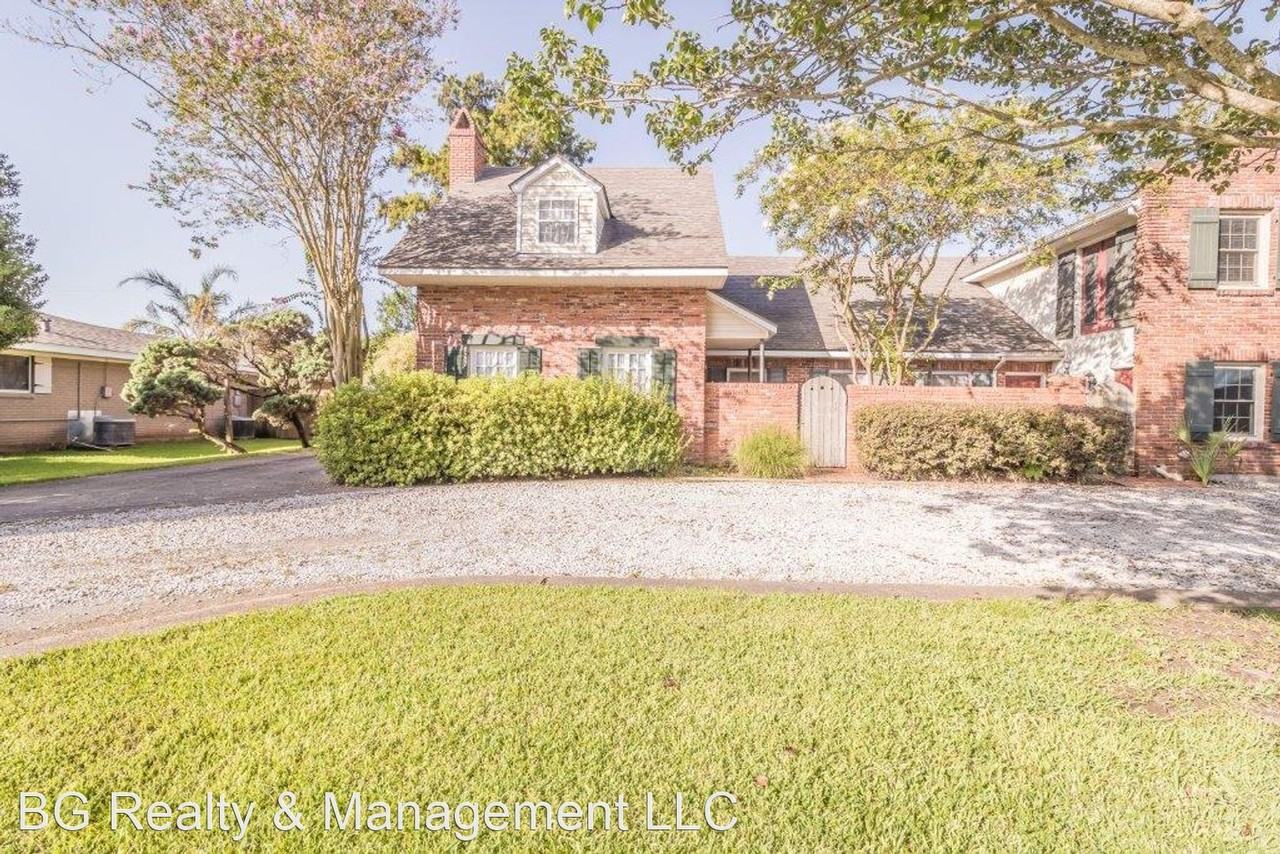102 Brentwood Blvd, Lafayette, LA 70503 2 unit Rentals Zumper