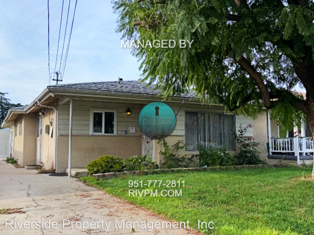 2876 Berkeley Ct - Photo 2 of 24