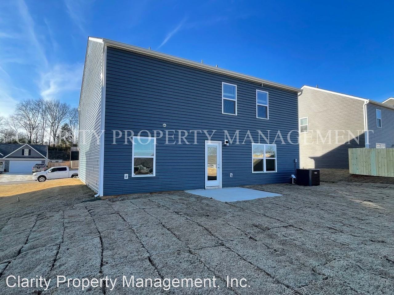 1471 Housley Dr - Photo 3 of 26