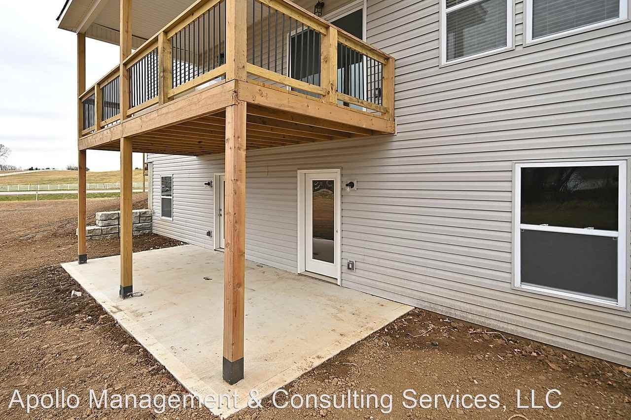 108 Ryan Ct - Photo 3 of 10